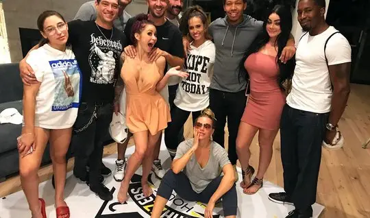 Эротикалық секс фильм Жасырын камера алдында орыстың сахнасыз секс